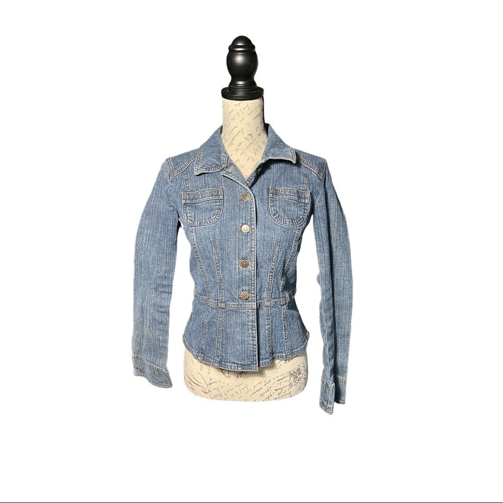 Ann Taylor Loft Vintage Denim Jacket Size 4